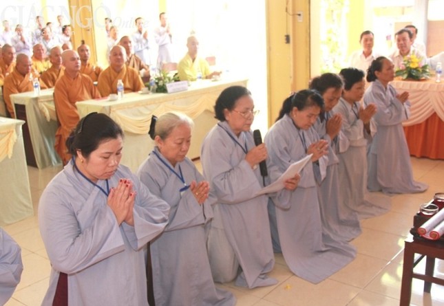 Khai mạc khóa an cư kiết hạ tại Q.Bình Tân ảnh 6 1 an cu09.jpg