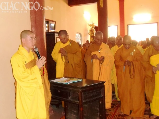 Phật giáo Đà Nẵng khai khóa an cư 2014 ảnh 3 1 dn3.jpg