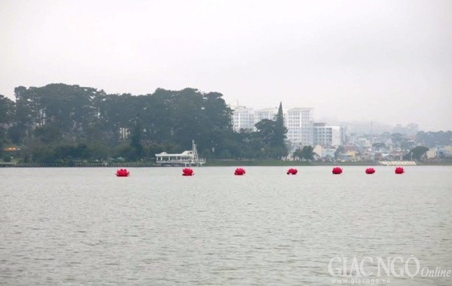Đại lễ Phật đản tại thành phố sương mù ảnh 2 dalat11.jpg