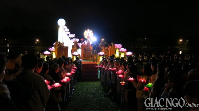 Đại lễ Phật đản tại thành phố sương mù ảnh 7 dalat12.jpg