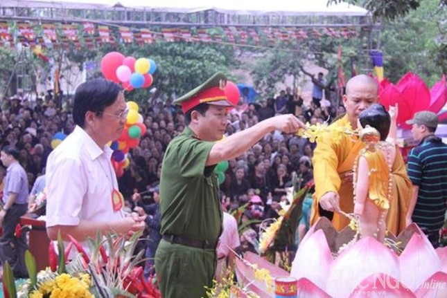 Thái Nguyên: Đại lễ Phật đản diễn ra trang nghiêm ảnh 4 thai nguyen39.jpg