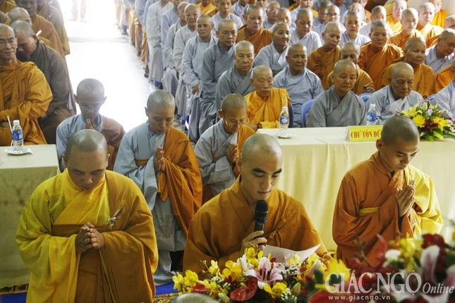 PG Cần Thơ long trọng khai giảng khóa An cư kiết hạ ảnh 4 ct an cu4.jpg