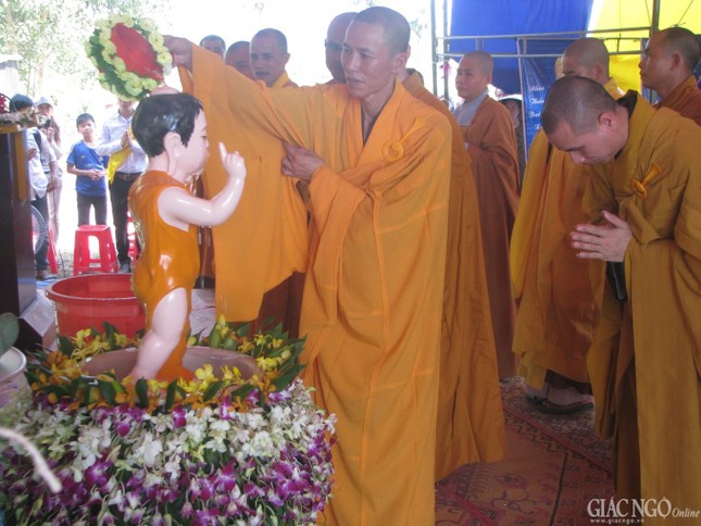 Công bố Quyết định phục hồi chùa Hồng Phúc ảnh 3 huu tinh 3.jpg