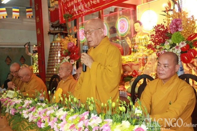 Lễ đặt đá trùng tu & bổ nhiệm trụ trì chùa Ân Phước ảnh 5 Image00005.jpg