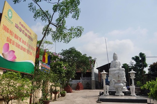 Tượng Bồ-tát bằng đá trắng lớn nhất VN ảnh 1 1_jpg.jpg