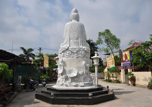 Tượng Bồ-tát bằng đá trắng lớn nhất VN ảnh 4 dsc_0289_jpg.jpg