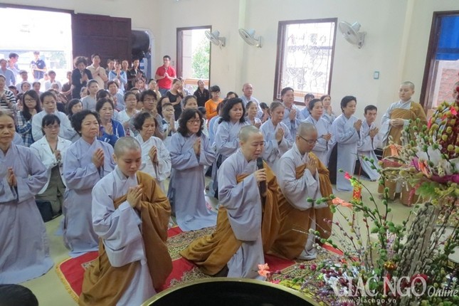 Chùa Long Phước cúng dường 10 trường hạ ảnh 1 IMG_3636.jpg