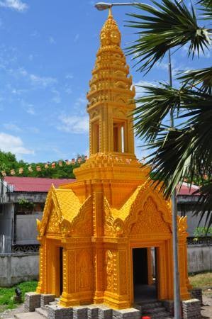 Tháp thiên sử ngọc ảnh 1 10348547_1490227404524774_545488620250386192_n.jpg