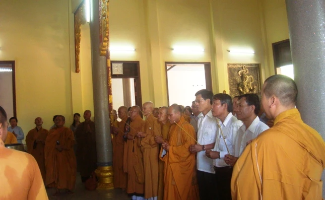 Tây Ninh: Chùa Hiệp Long an vị tôn tượng Phật ảnh 3 hiep long 2.jpg