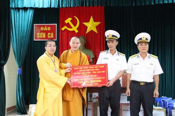 Đoàn công tác của GHPGVN tới đảo Sơn Ca ảnh 3 1 hoang tuan 2.jpg