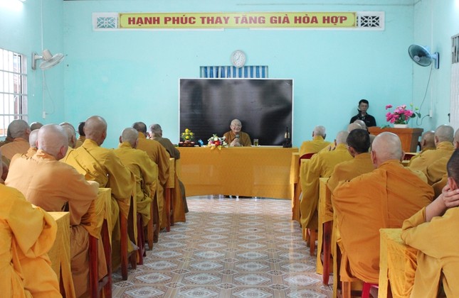 HT.Thích Minh Thông thăm trường hạ huyện Củ Chi ảnh 1 CC 2.jpg