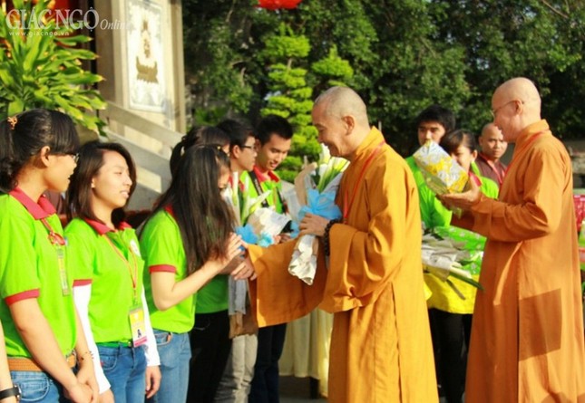 TP.HCM: Ra quân "Tiếp sức mùa thi 2014" ảnh 5 tsmt05.jpg