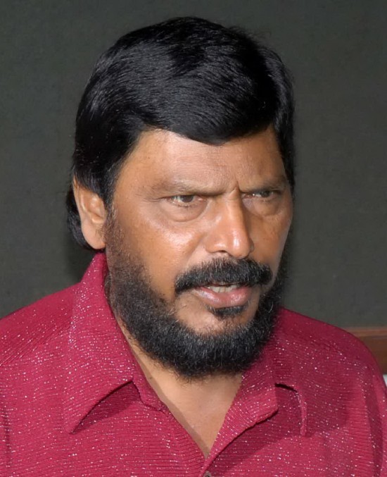 Lãnh đạo cộng đồng Phật tử được bầu vào Quốc hội ảnh 1 An-do-550x677.jpg