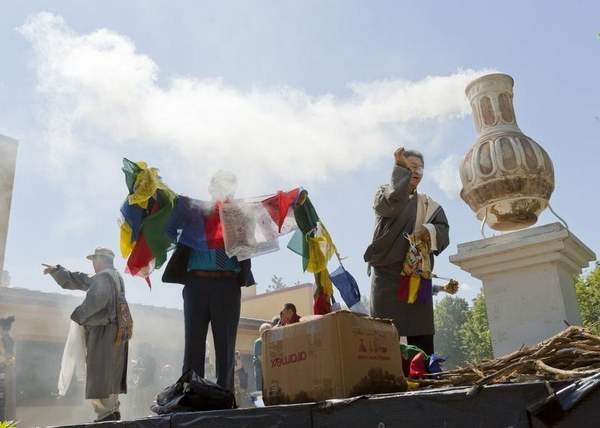 L_ thay c_ v_ __t h__ng.jpg