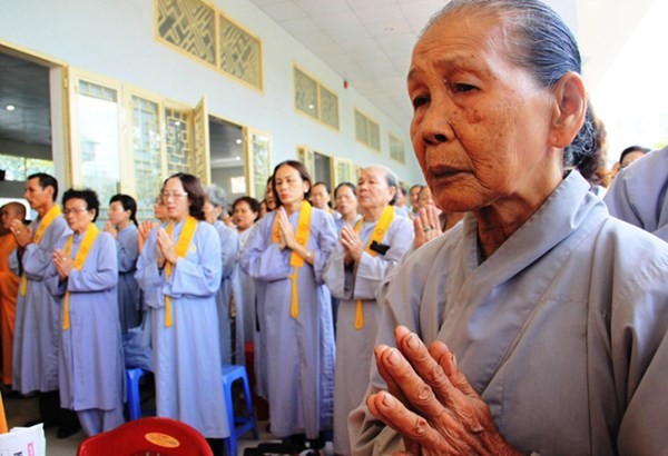 Công đức phát nguyện ảnh 3 tri tung.jpg