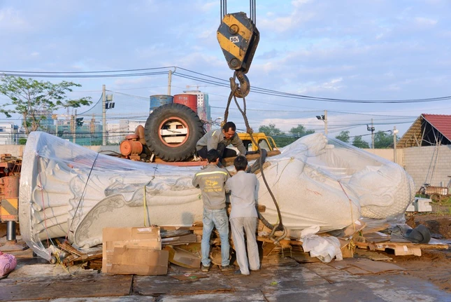 Ton tuong A Di Da (1).jpg