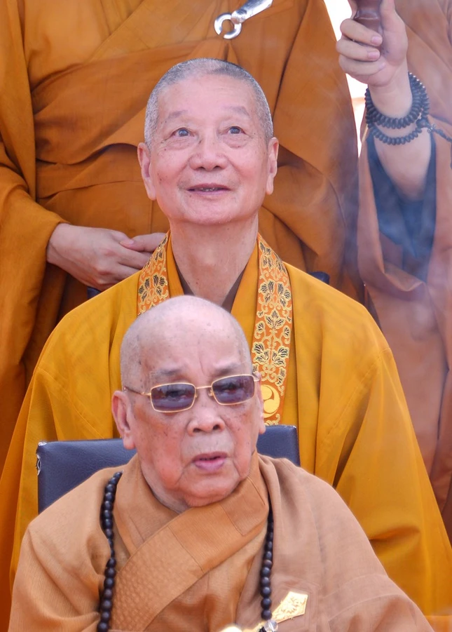 Ton tuong A Di Da (17).jpg