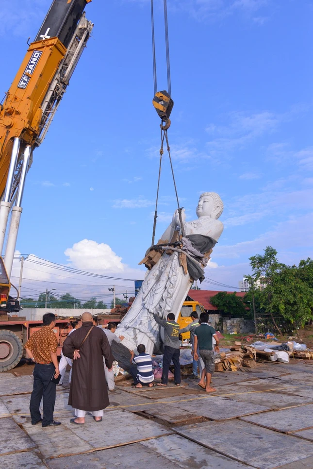 Ton tuong A Di Da (3).jpg