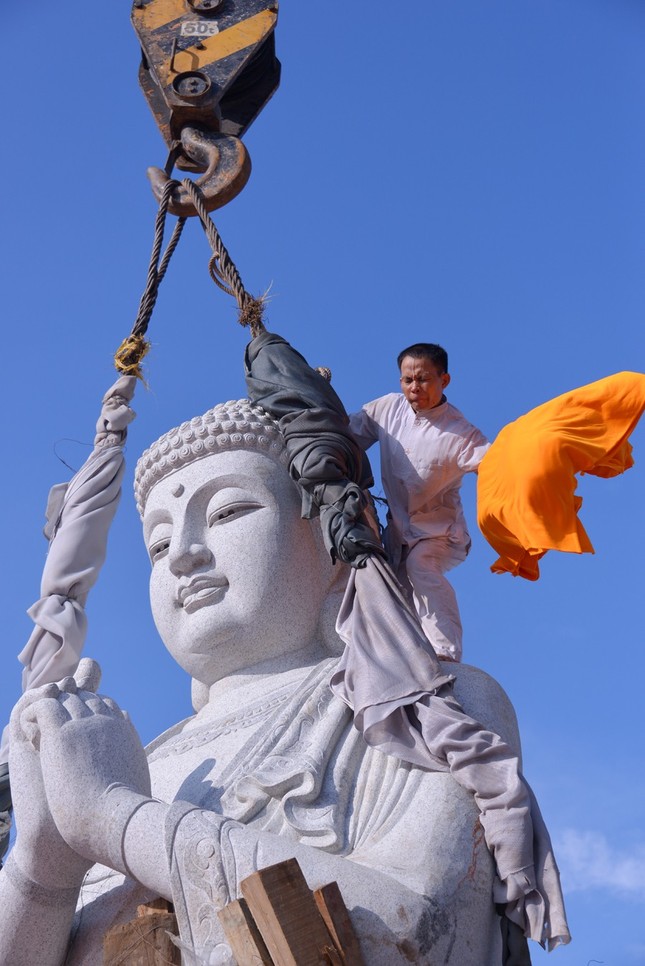 Ton tuong A Di Da (7).jpg