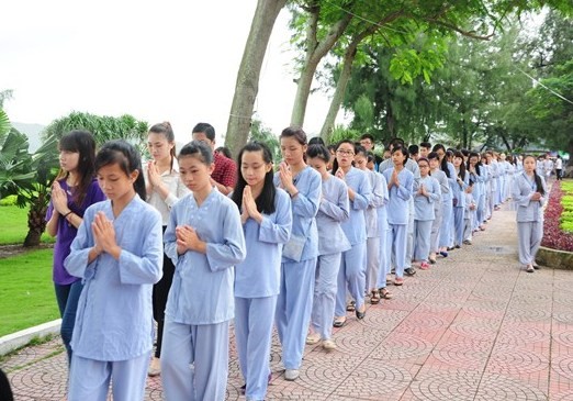 Hơn 400 bạn trẻ về chùa Hang dự khóa tu ảnh 2 chua hang 3.jpg