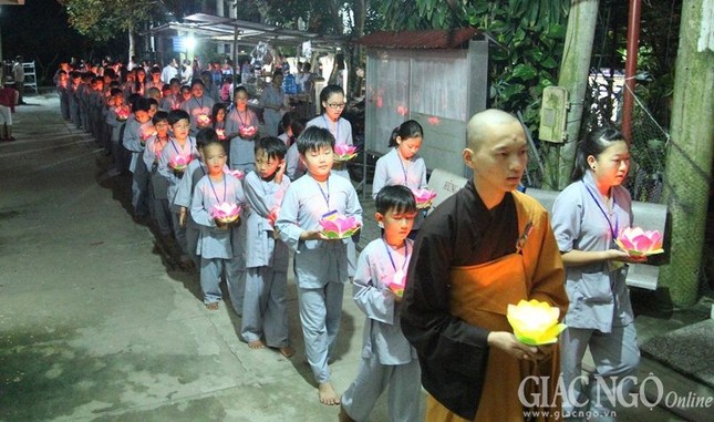 500 bạn trẻ tham dự khóa tu ở chùa Bửu Thọ ảnh 7 vuagiang16.jpg