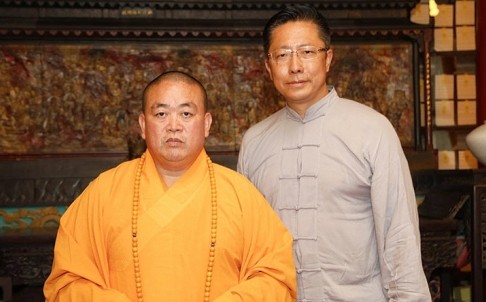 anh vancohug.jpg