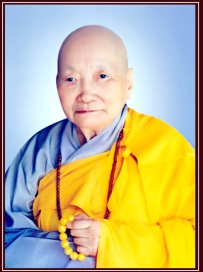 Tiểu sử cố NT.Thích nữ Viên Minh ảnh 1 1 cung tong 34.jpg
