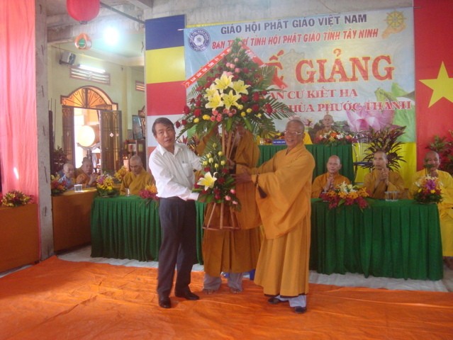 Tây Ninh: Bế giảng khóa An cư kiết hạ PL.2558 ảnh 1 1 be giang 1.jpg