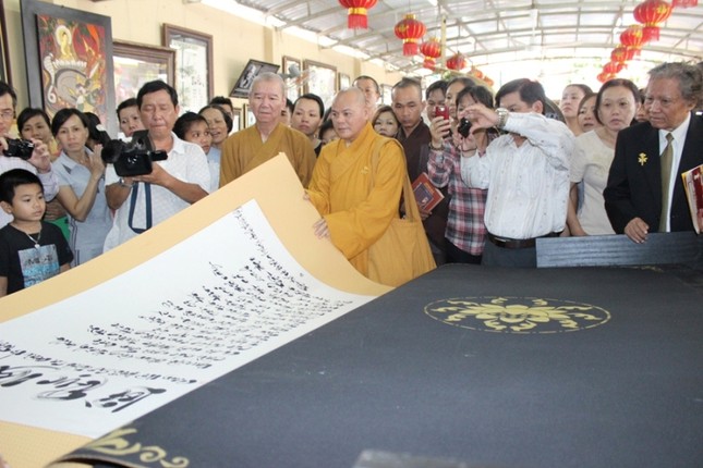 Kinh Vu lan - Báo hiếu bằng thư pháp lớn nhất VN ảnh 3 TC6.jpg