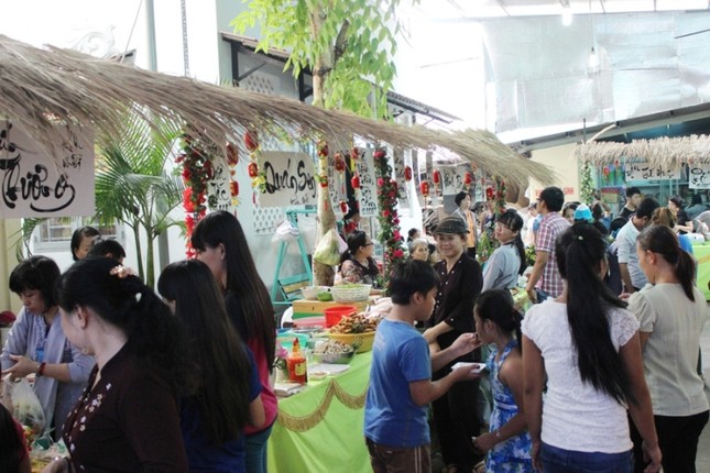 Kinh Vu lan - Báo hiếu bằng thư pháp lớn nhất VN ảnh 4 TC7.jpg