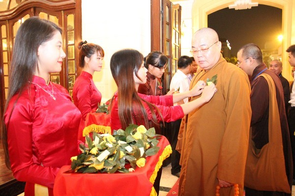 Đêm nghệ thuật “Đại lễ Vu lan với Phật tử & doanh nhân” ảnh 1 anh CV 2.jpg