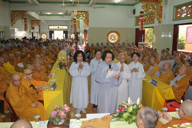 Phật giáo Q.6 tổ chức Vu lan và bế giảng An cư ảnh 5 IMG_5.JPG