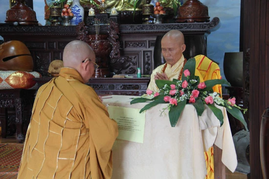 Q Nam chuc th_nh 1  (5).JPG