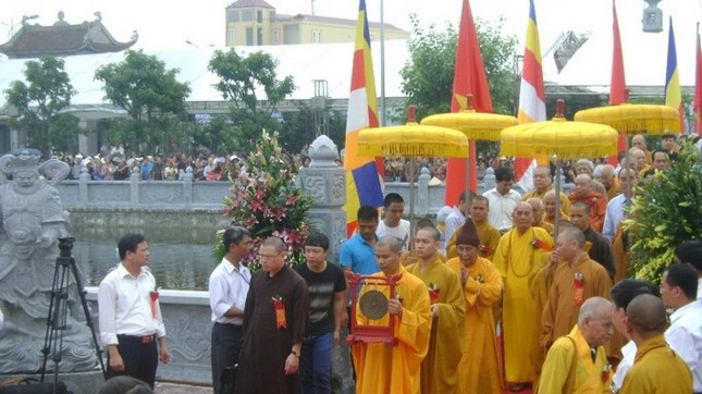 Nam Định: Khánh thành Đại tượng Phật 150 tấn ảnh 4 Nam Định: Khánh thành Đại tượng Phật 150 tấn ảnh 4