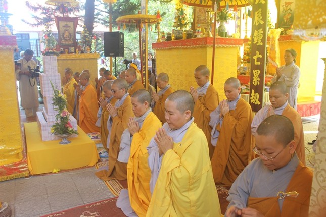 TT-Huế: Lễ chung thất cố NT.Thích nữ Viên Minh ảnh 3 nt vien minh4.jpg