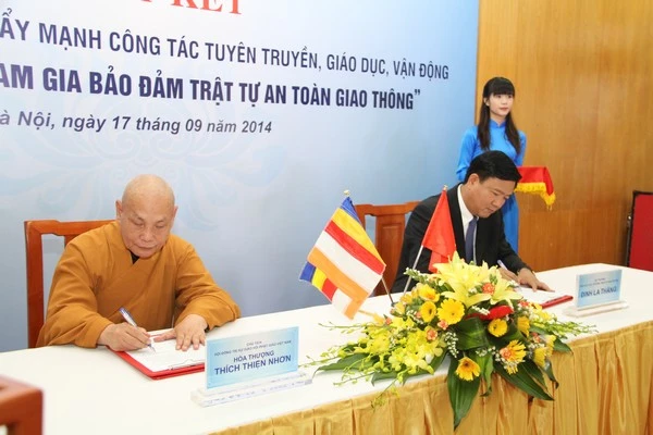 GHPGVN ký kết với Ủy ban An toàn Giao thông Quốc gia ảnh 3 1 hnoi 3.jpg