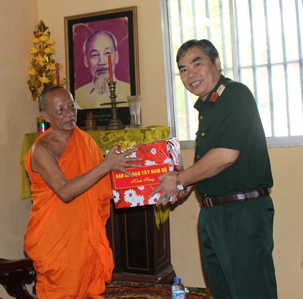 Anh 1 dinh kem.jpg