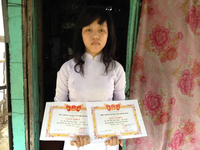 Cô học trò chịu thương chịu khó ảnh 1 anh 1, Kim Ngoc, bai Tran Trong Trung.jpg