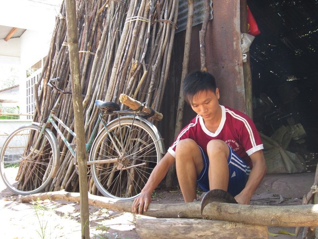 anh 3 Tang Quang Thang, bai Tan Khoi.JPG