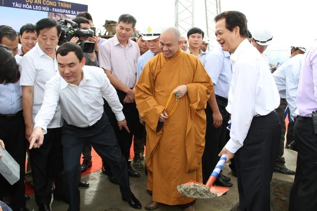 hoang tuan 6.jpg
