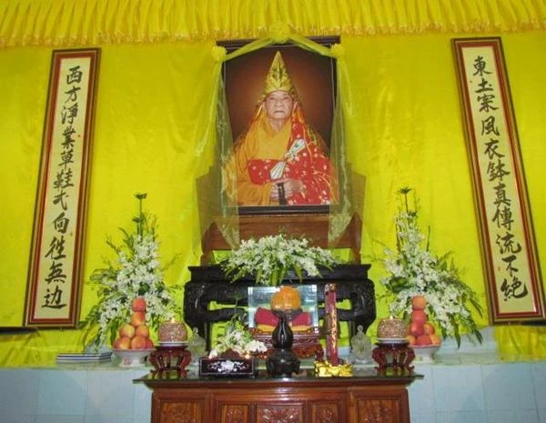 Lâm Đồng: Lễ nhập kim quan cố HT.Thích Pháp Chiếu ảnh 7 linh toan 2.jpg