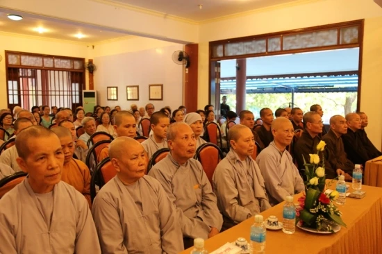 “Thiền và Sức khỏe” ảnh 2 hue 2.jpg