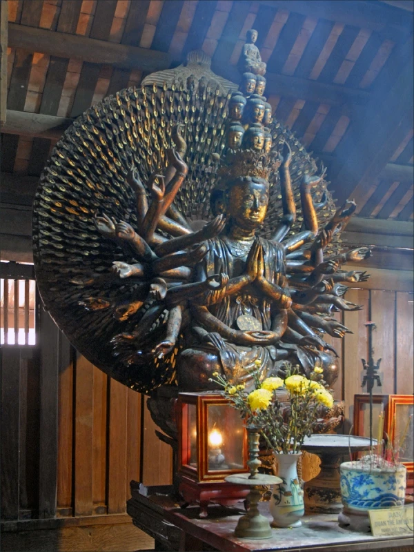 Quán Âm Bồ-tát diệu thần thông ảnh 1 btat08.jpg