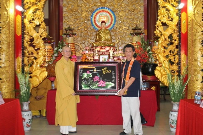 dthap21.JPG