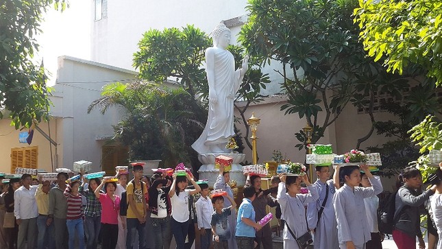 Lễ dâng y tại rừng thiền Viên Không, chùa Tam Bảo ảnh 3 dnang2.jpg