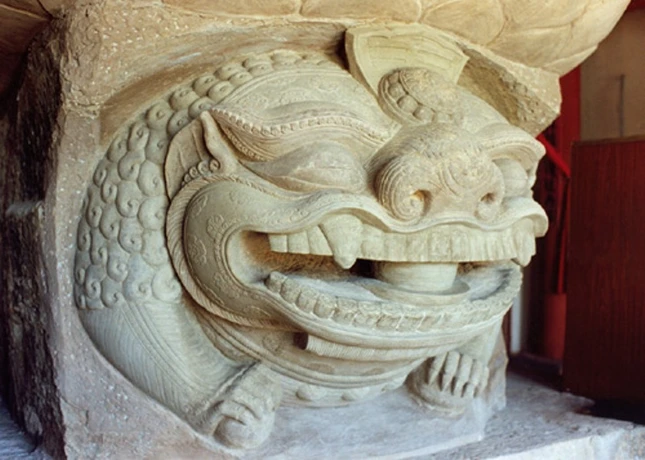 Sư tử  chùa Hương Lãng thời Lý.jpg