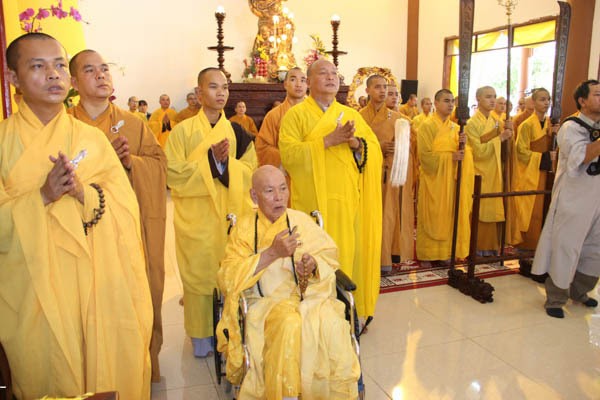 Lễ nhập kim quan cố Trưởng lão HT.Thích Viên Minh ảnh 14 letanghtvienminh-33_jpg.jpg