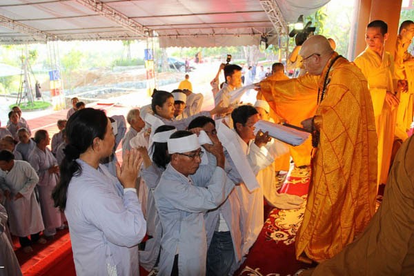 Lễ nhập kim quan cố Trưởng lão HT.Thích Viên Minh ảnh 21 letanghtvienminh-74_jpg.jpg