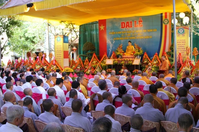 Kỷ niệm 30 năm thành lập GHPGVN tỉnh Thanh Hóa ảnh 4 th hoa 4.jpg