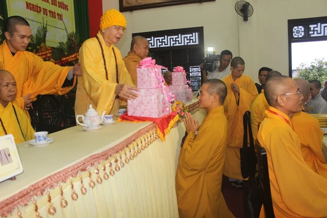 tu0103ng sinh thu1EE7 khoa khu00F3a hu1ECDc nhu1EADn phu1EA7n thu01B0u1EDFng.jpg